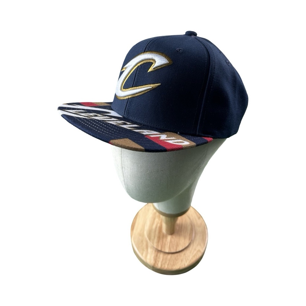 Mitchell & Ness Blue Cleveland Cavaliers Spellout Snapback Mens Hat One Size NWT